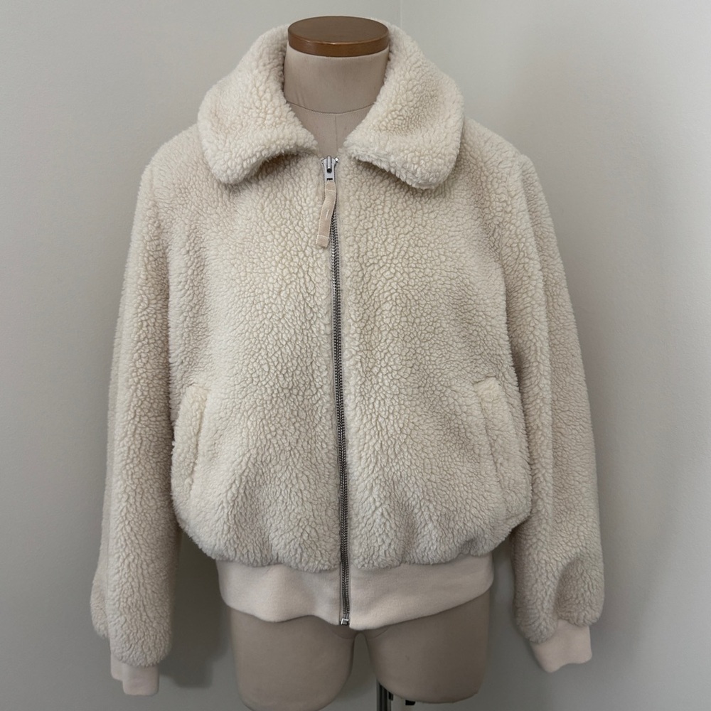 Gap Medium Cream Sherpa Bomber Jacket ~ Classic Casual Full Zip Cozy Warm